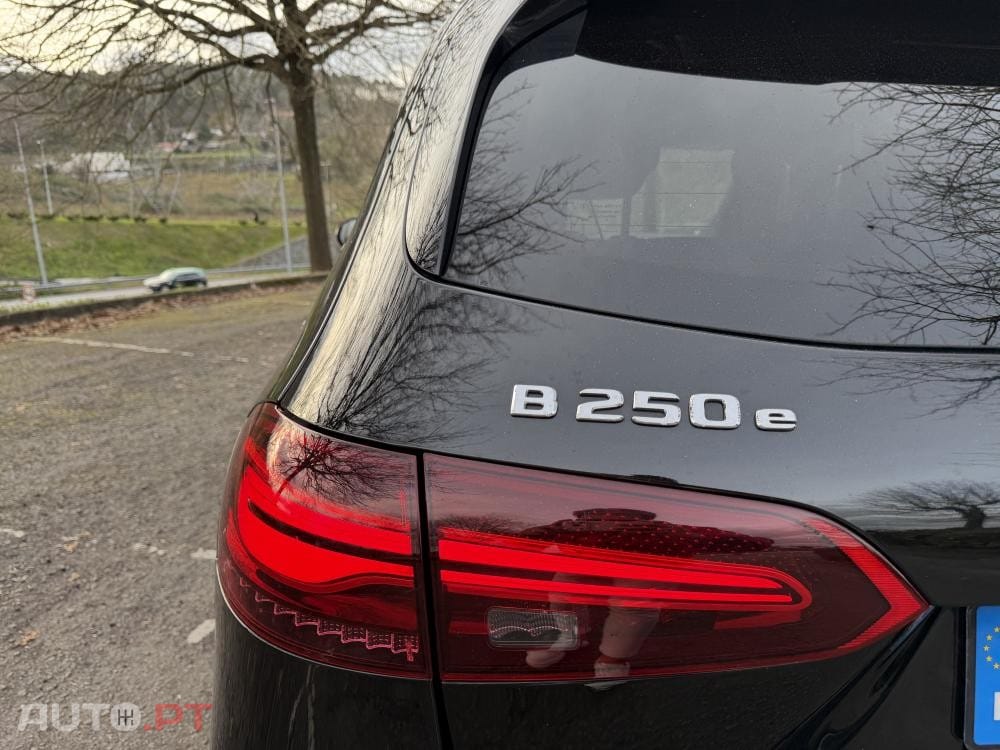 Mercedes-Benz B 250 e AMG Line