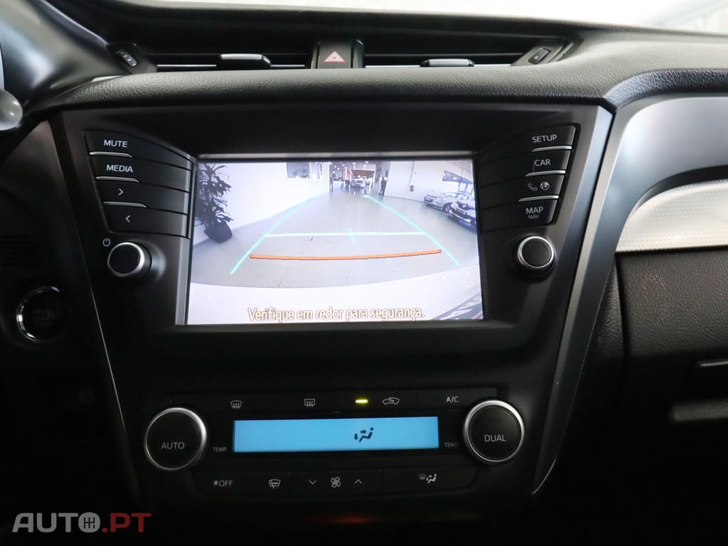Toyota Avensis Touring Sports 1.6 D-4D Exclusive+GPS