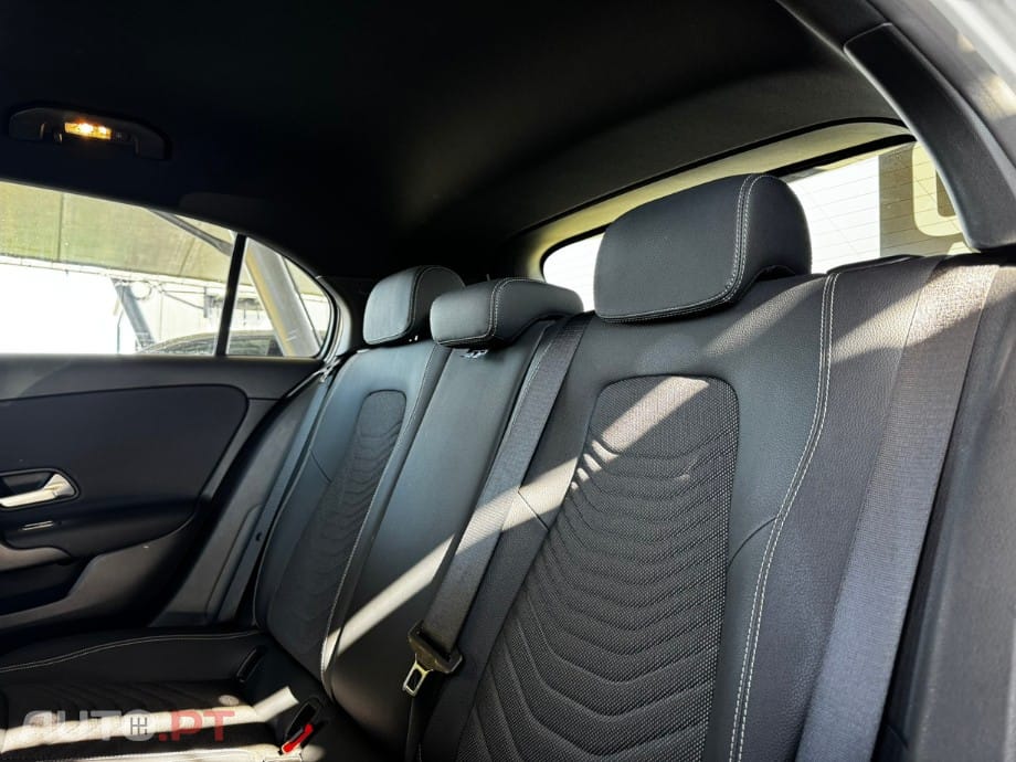 Mercedes-Benz A 250 e