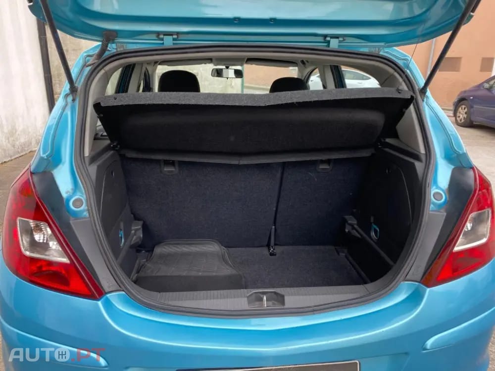 Opel Corsa 1.2 Enjoy