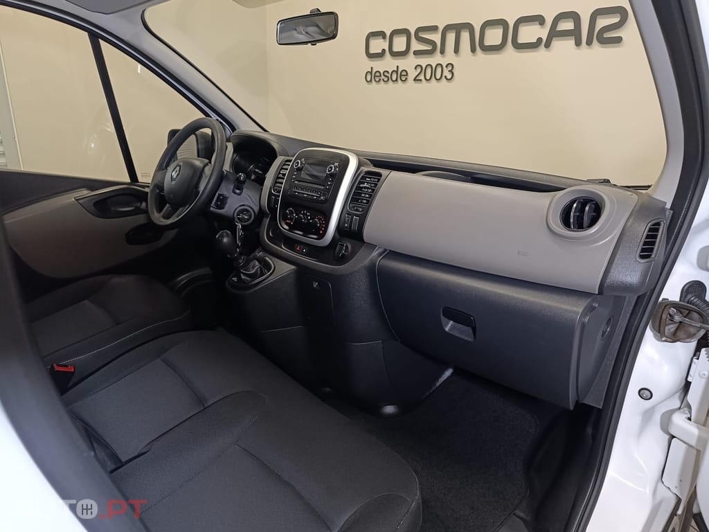Renault Trafic 1.6 dCi Combi (9 Lug )