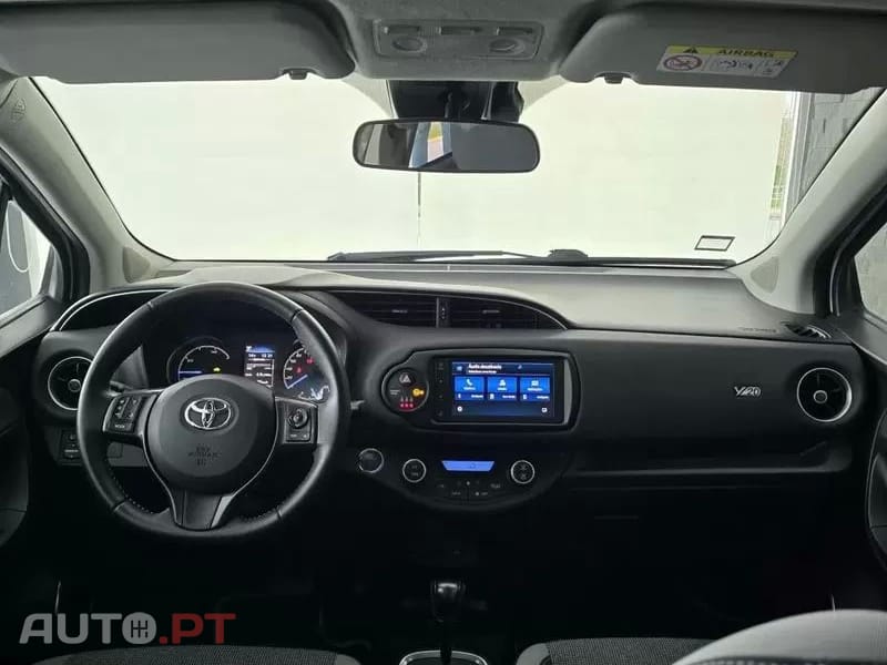 Toyota Yaris 1.5 HSD 20 Anos