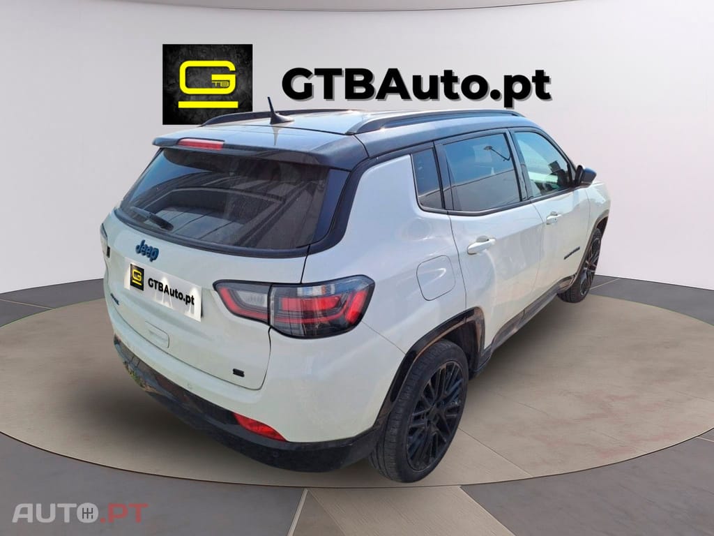 Jeep Compass 4xe AWD I.V.A DEDUTIVEL