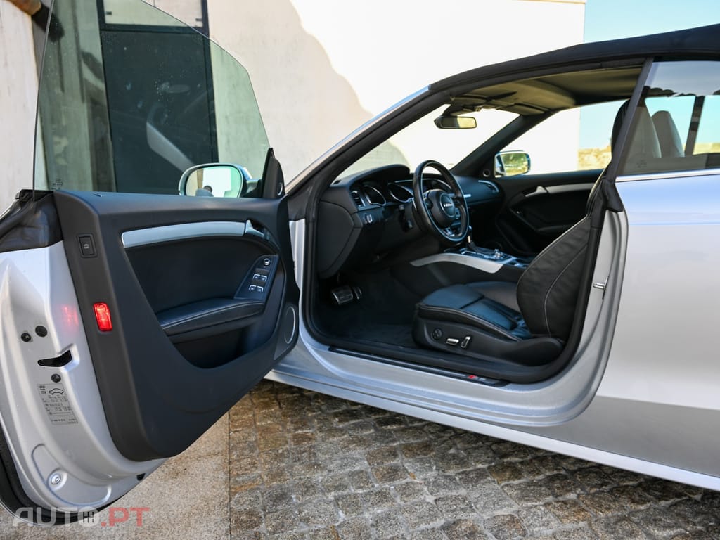 Audi A5 3.0 TFSi S5 quattro S tronic