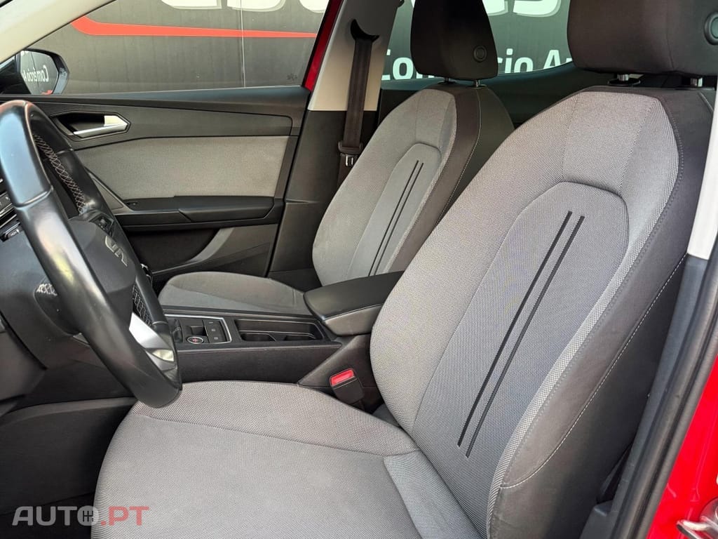 SEAT Leon 1.5 TSI — fotografia 16