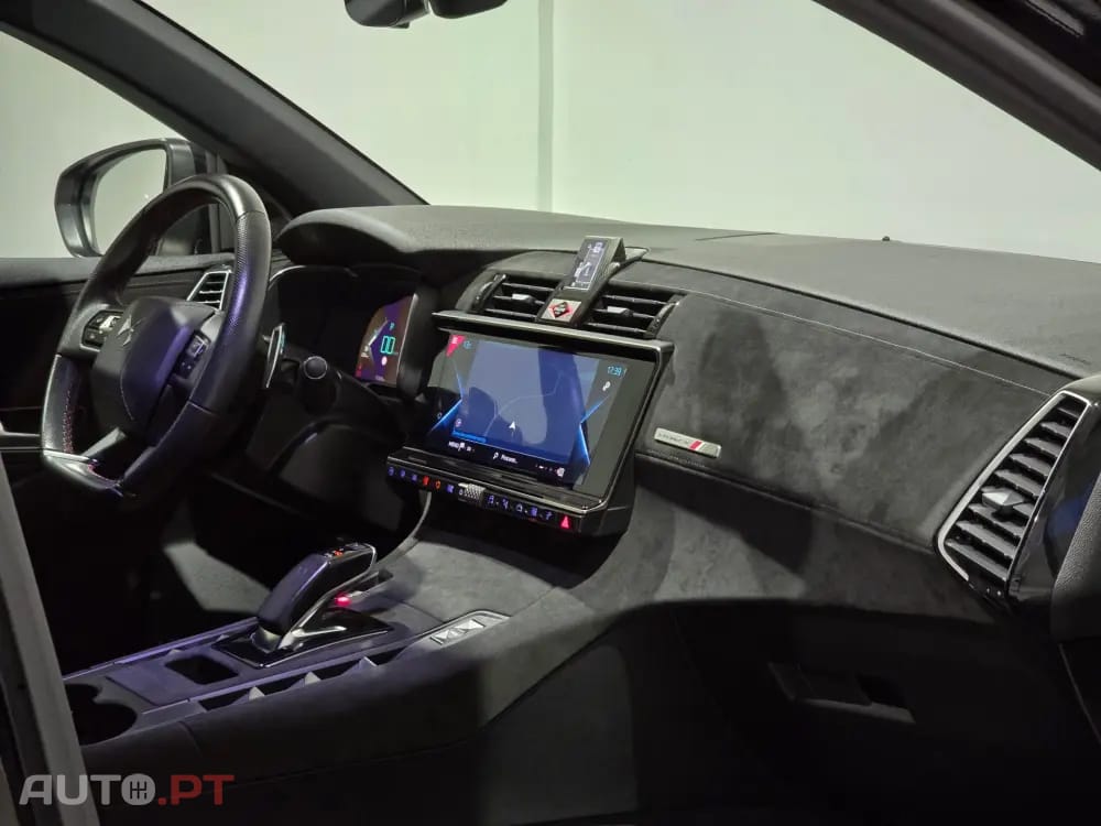 DS DS7 Crossback E-Tense Performance Line EAT8