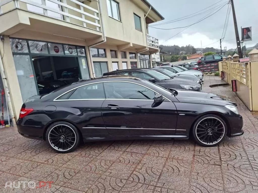 Mercedes-Benz E 250 E 250