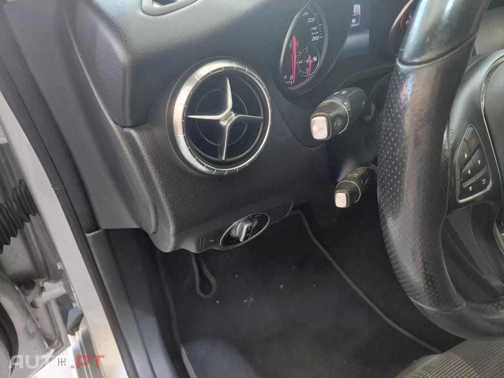 Mercedes-Benz CLA 180 d Urban