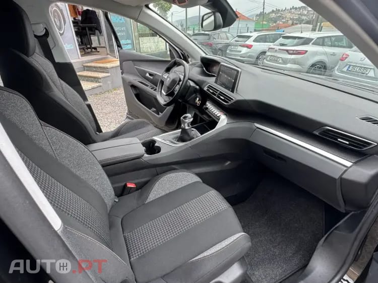 Peugeot 3008 1.5 BlueHDi Active Pack