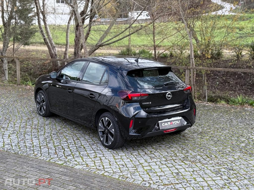 Opel Corsa-E GS Line