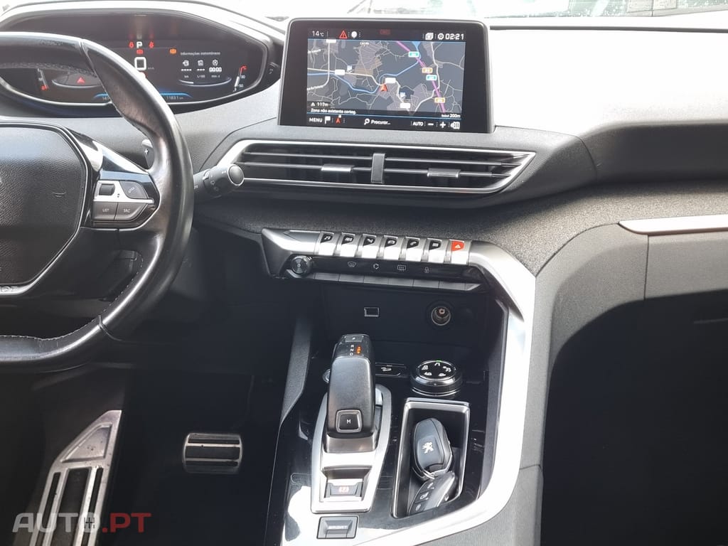 Peugeot 3008 1.2 PureTech Allure EAT6