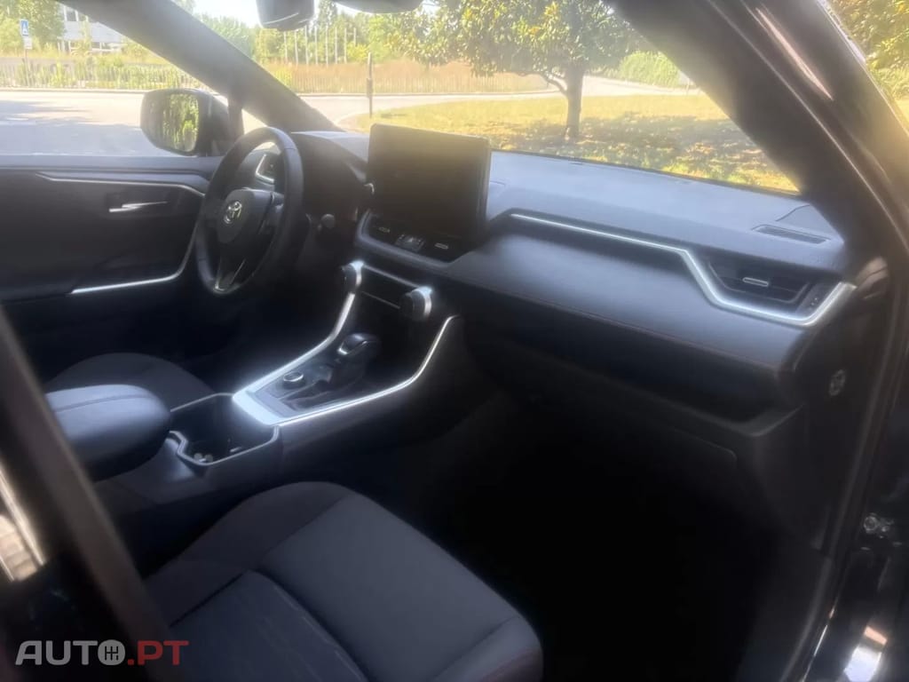 Toyota RAV4 2,5 Teamplayer