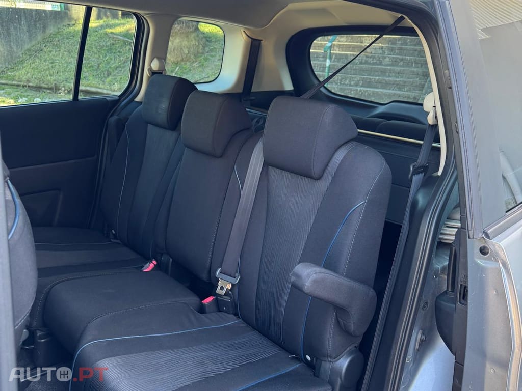 Mazda 5 Active
