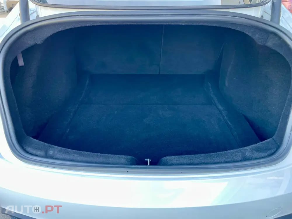 Tesla Model 3 Tração Traseira Premium
