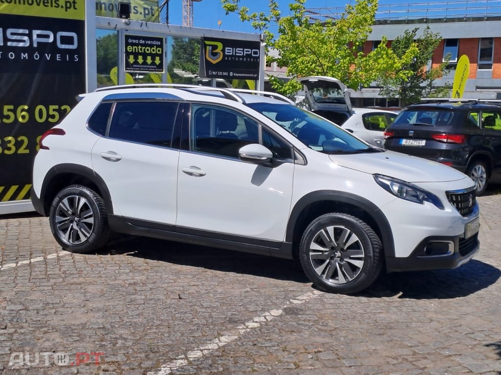 Peugeot 2008 1.2 PureTech Allure EAT6