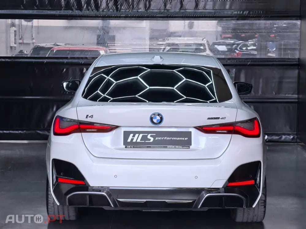 BMW i4 eDrive40 Pack Desportivo M Pro