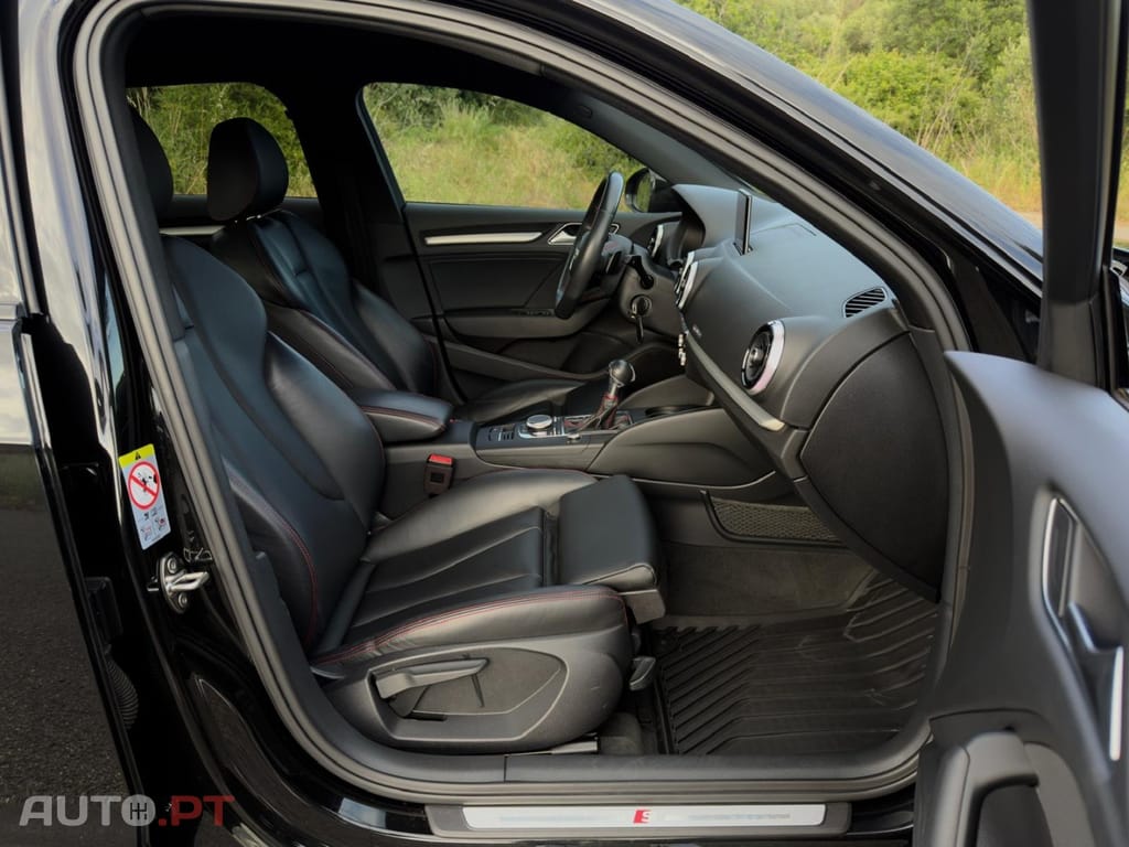 Audi S3 Sportback 2.0 TFSi quattro S tronic