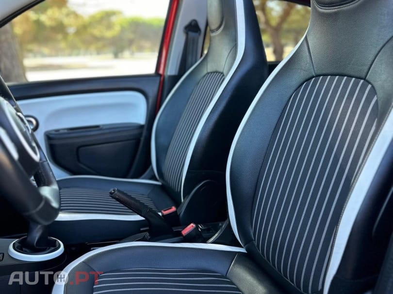 Renault Twingo TCE 90 INTENS