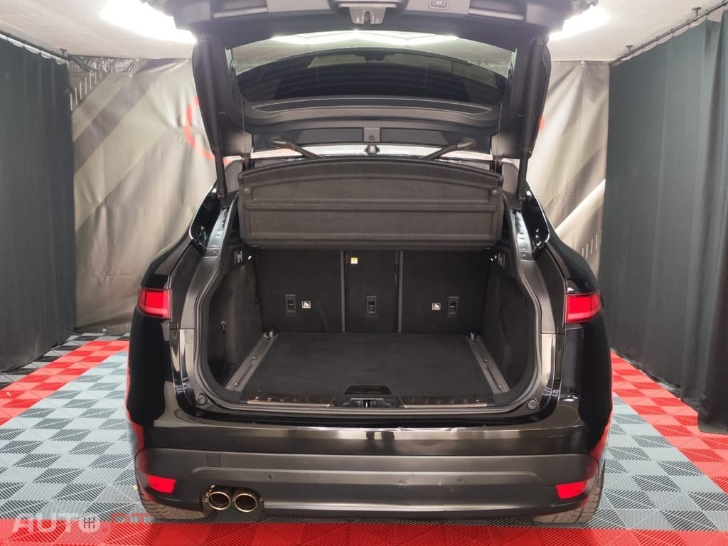 Jaguar F-Pace 2.0 i4D Portfolio AWD Aut.