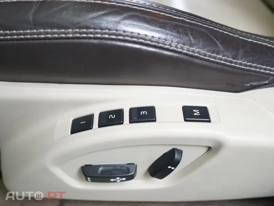 Volvo XC60 2.0 D3 Summum Geartronic