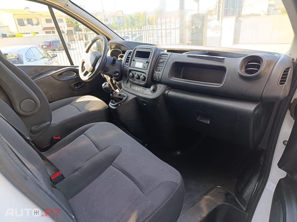 Renault Trafic 2.0 dCi Energy L2H2