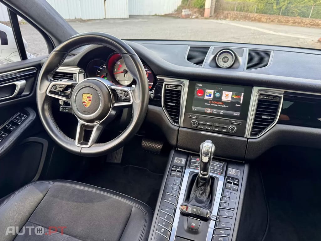 Porsche Macan S
