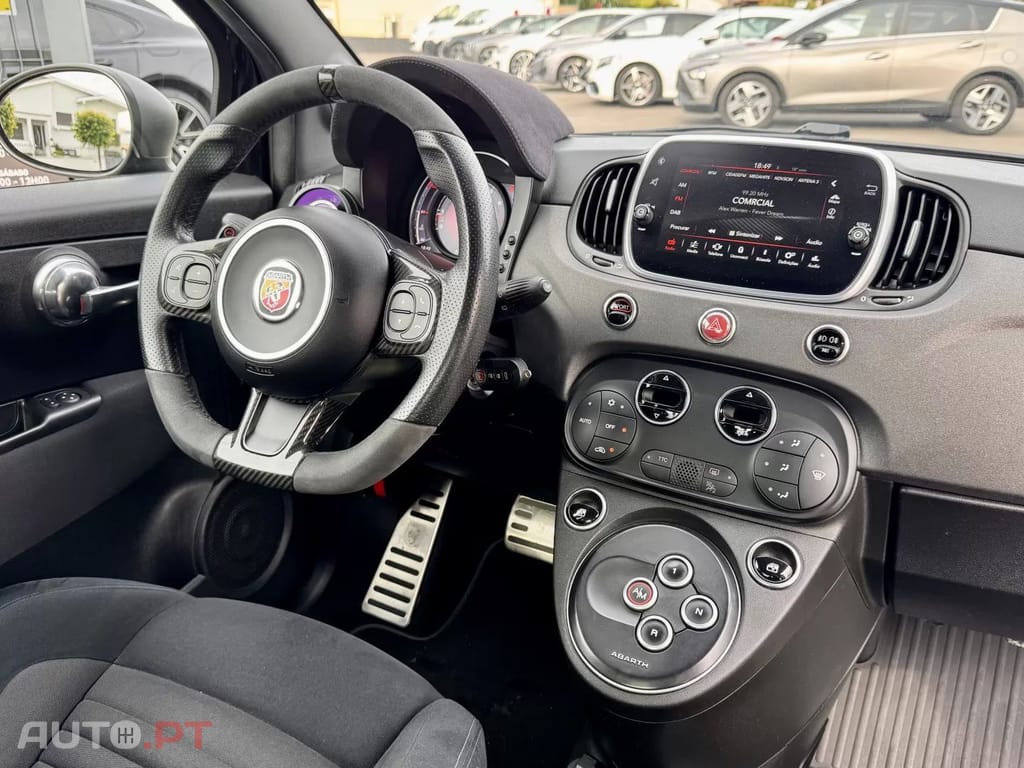 Abarth 595 1.4 T-Jet Competizione MTA — fotografia 12