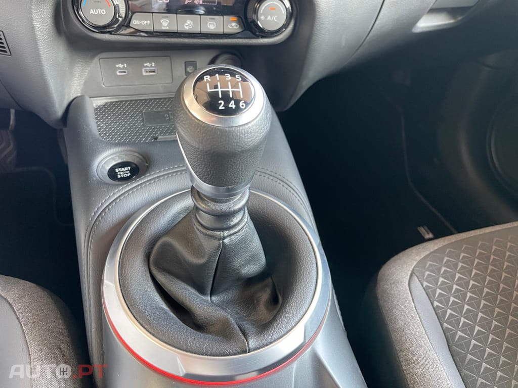 Nissan Juke 1.0 DIG-T N-Connecta NAV.