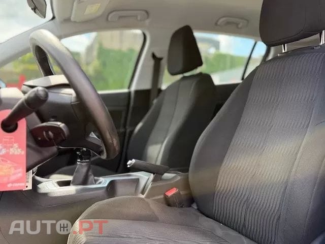 Peugeot 308 1.2 VTi Access