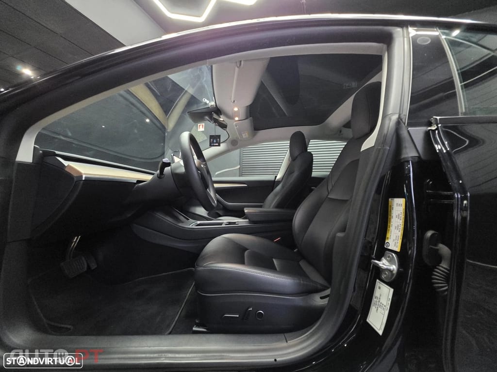 Tesla Model 3 Standard Range Plus RWD