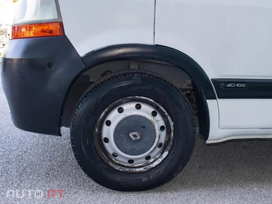 Renault Master 2.5 dCi L3H3