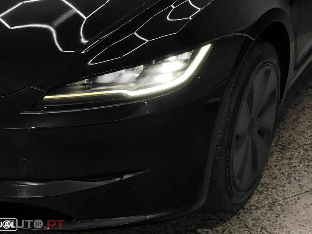 Tesla Model 3 Long Range Tração Integral