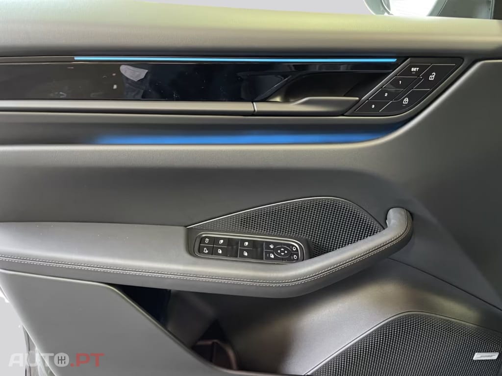 Porsche Macan 4 I.V.A DEDUTIVEL