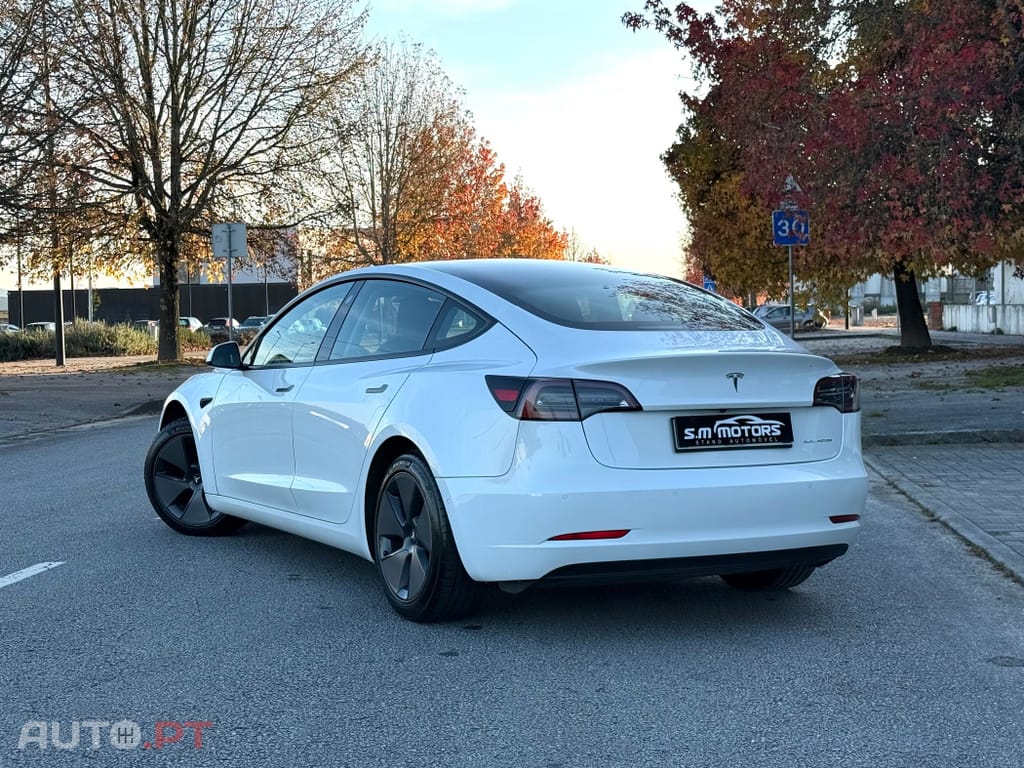 Tesla Model 3 Long-Range Dual Motor AWD