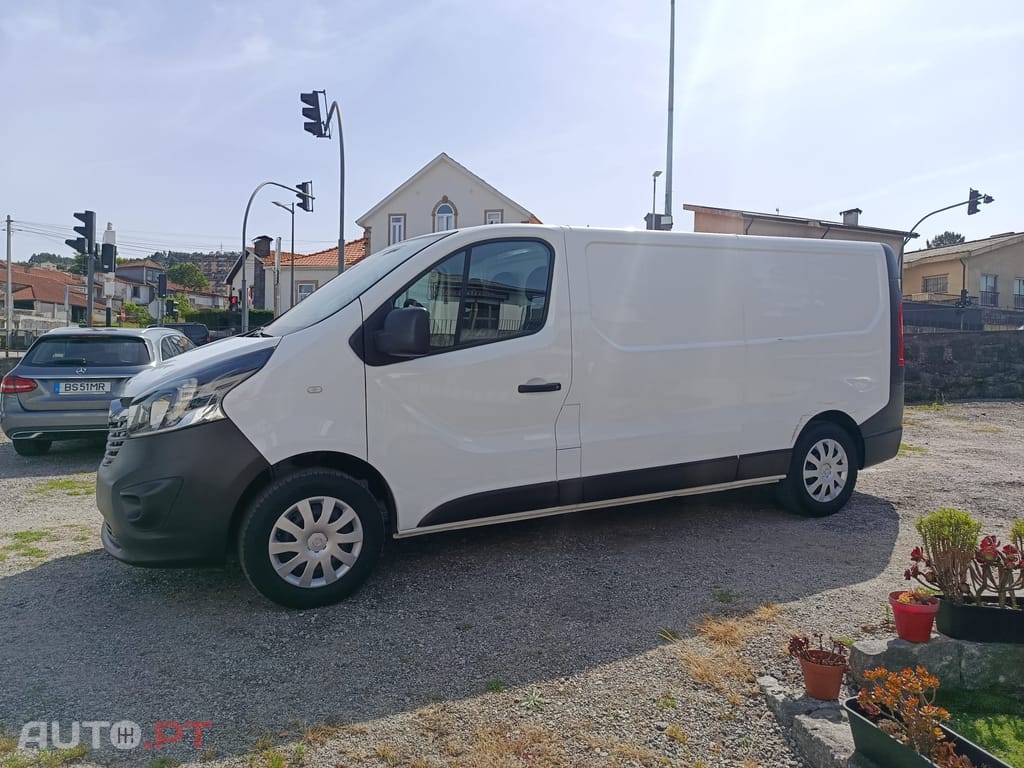 Opel Vivaro 1.6 CDTI 120cv ***Extra-Longa***