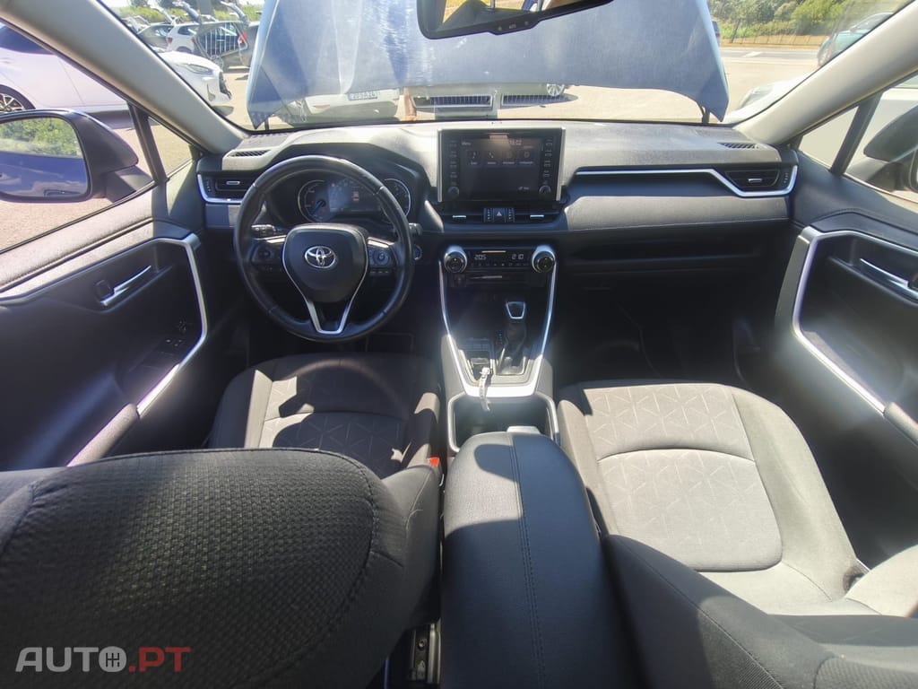 Toyota RAV4 2.5 HDF Comfort