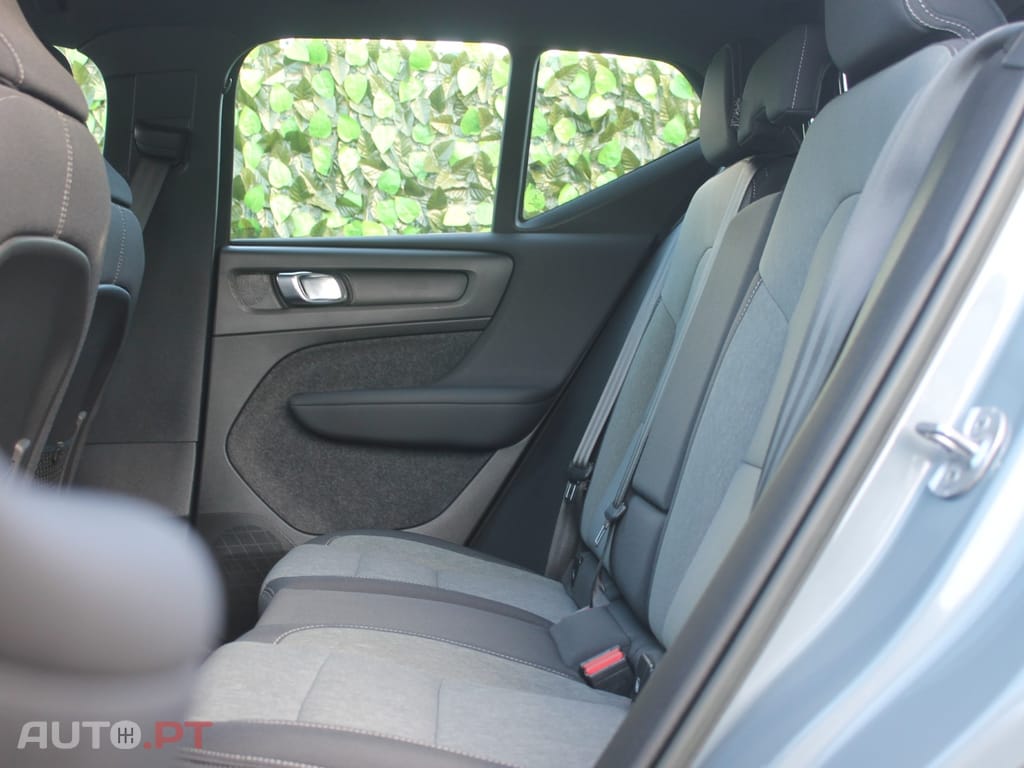 Volvo XC40 1.5 T4 PHEV Core