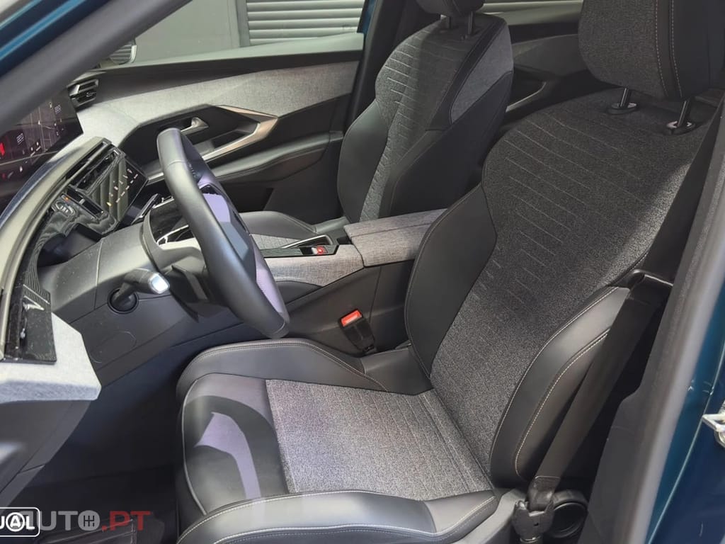 Peugeot E-3008 Allure