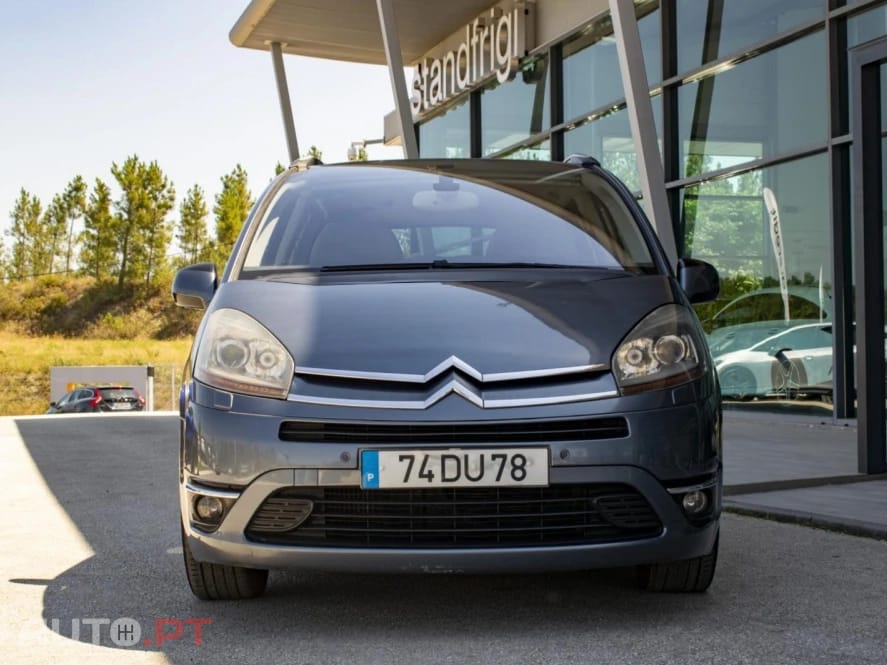 Citroen C4 Picasso Outro