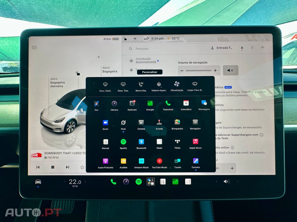 Tesla Model Y Tração Traseira — fotografia 16