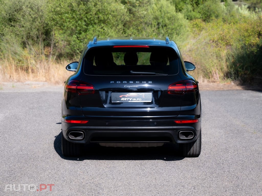 Porsche Cayenne 3.0 V6