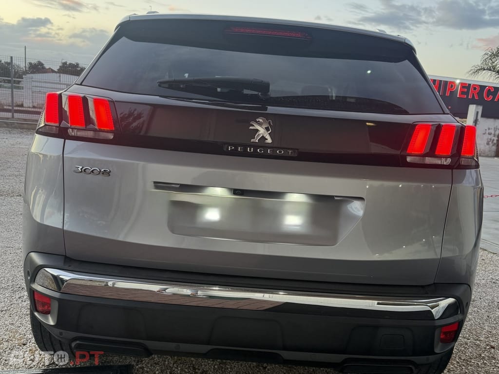 Peugeot 3008 BlueHDi 120 EAT6 Stop & Start Business Line