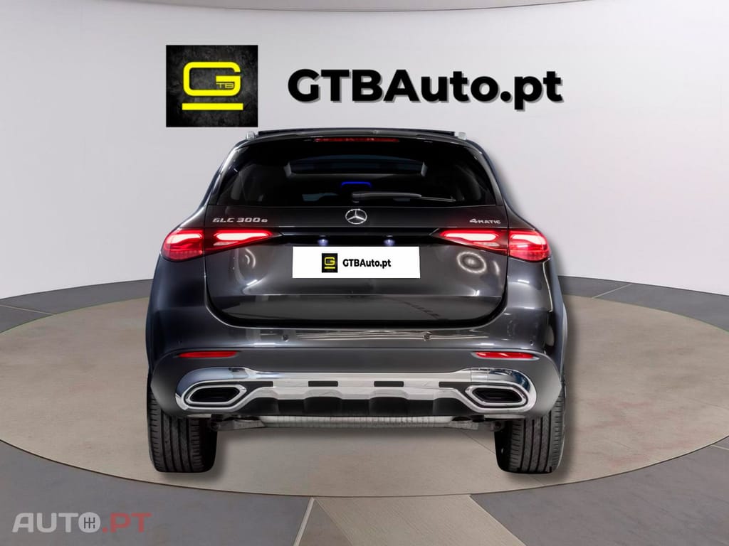 Mercedes-Benz GLC 300 I.V.A DEDUTÍVEL e 4M Avantgarde