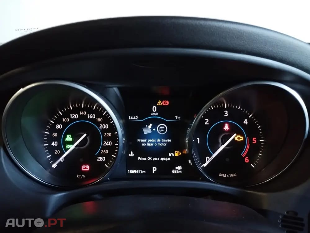 Jaguar XE 2.0 D R-Dynamic SE