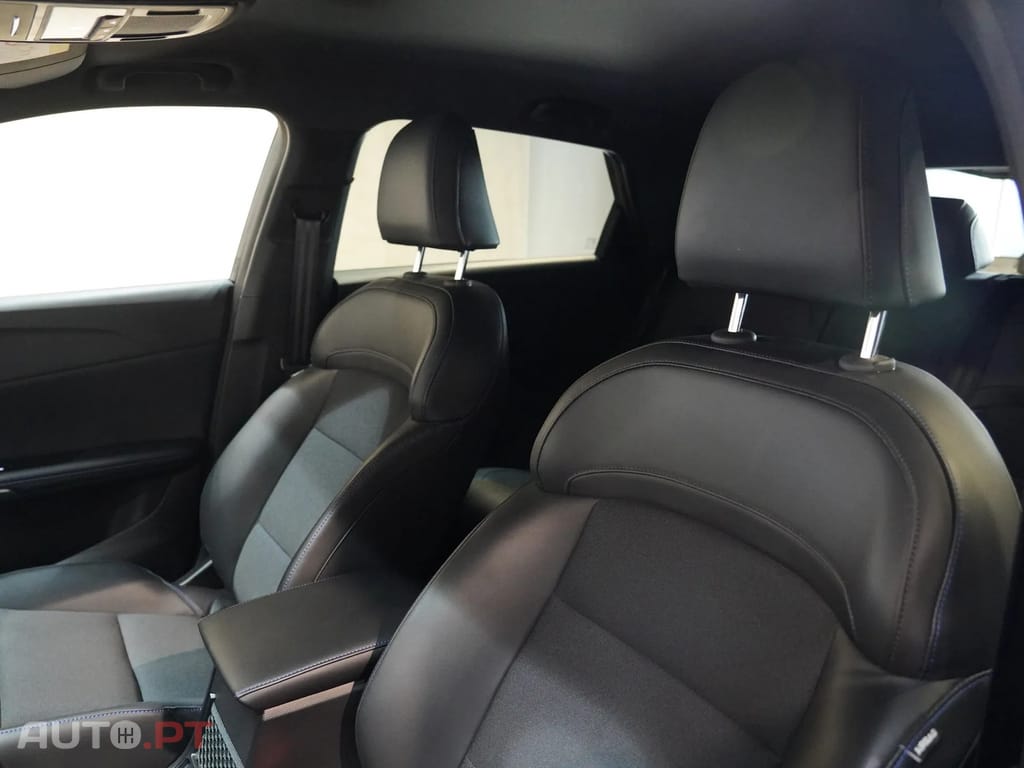 MG MG4 64 kWh Luxury
