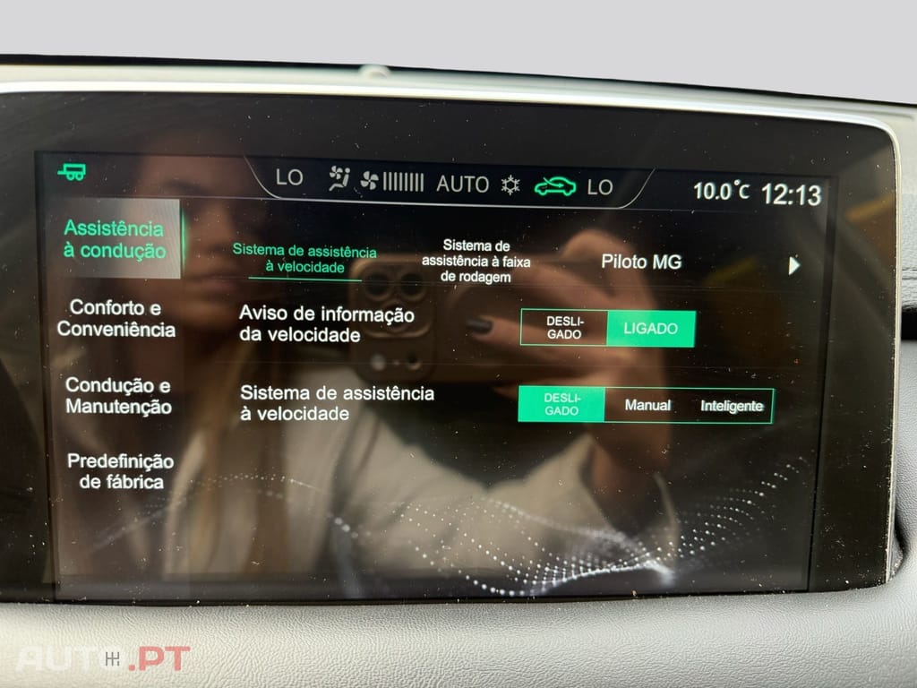 MG EHS PHEV Hybrid Luxury I.V.A DEDUTIVEL