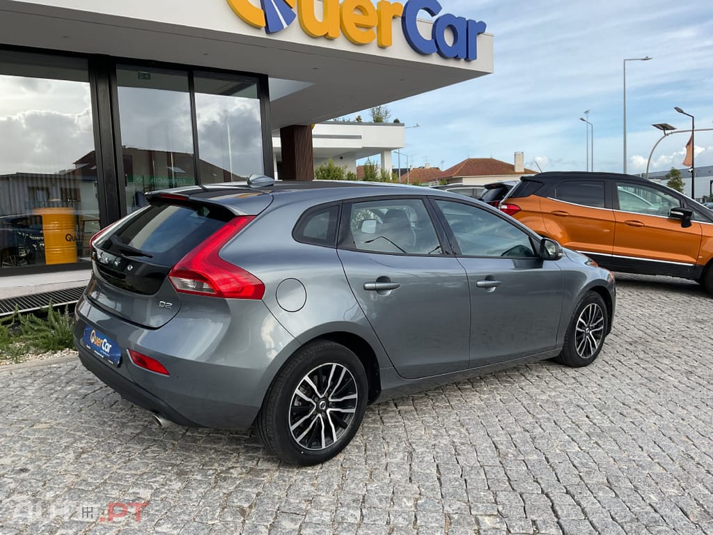 Volvo V40 2.0 D2 Momentum Geartronic