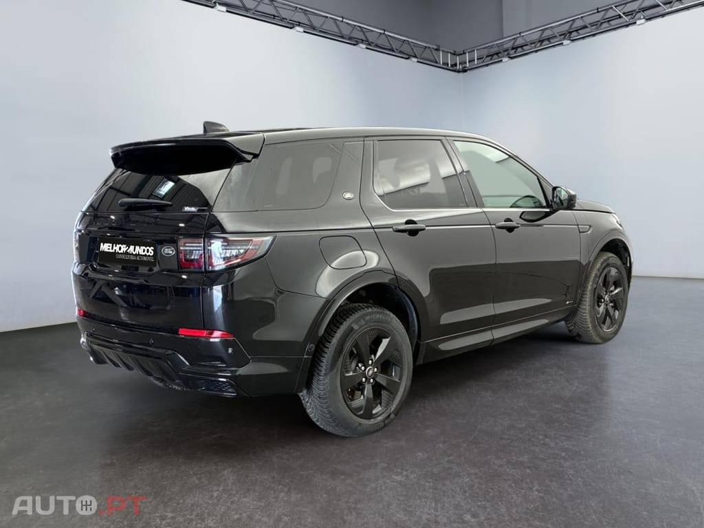 Land Rover Discovery Sport P300e R-Dynamic