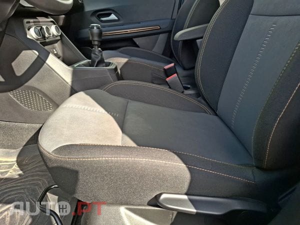 Dacia Jogger ECO-G 100 Bi-Fuel Extreme+ 7 lugares