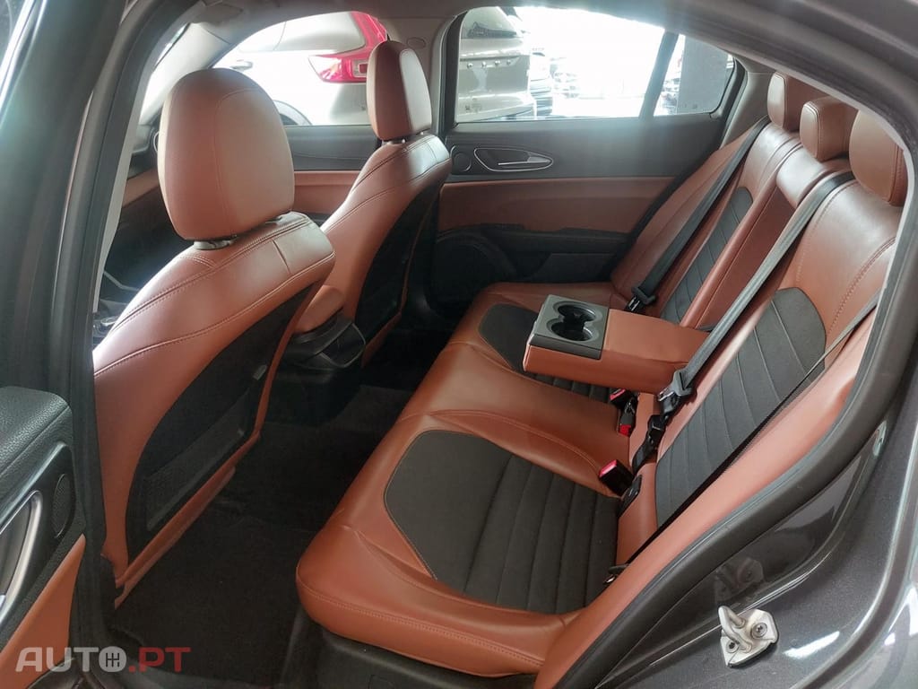 Alfa Romeo Giulia 2.2 D 